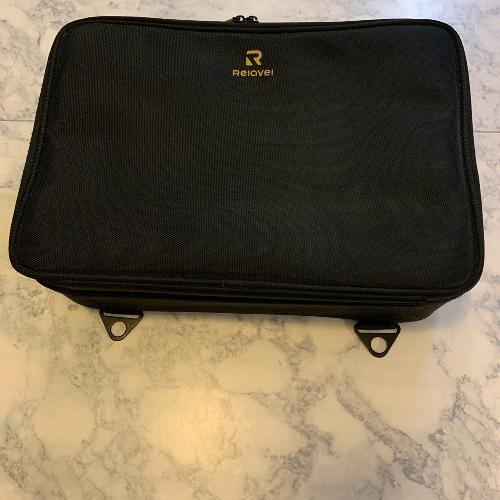 Relavel Makeup Storage Case - Picture 2 of 14